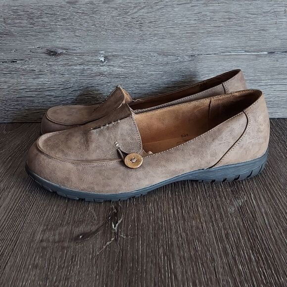 White Mountain Women's size 12M Brown Loafers Judo Flat Shoes Slip Ons - Picture 4 of 9